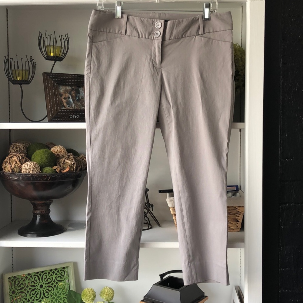 The Limited capris pants